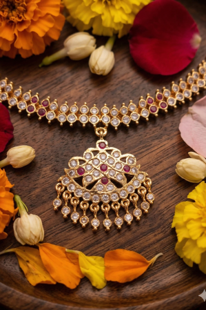 Alternative view of Vintage style panchaloham Neck choker